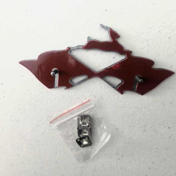 1961 Chevrolet Impala Die Cast Rear Quarter Panel Emblem 61 Chevy NEW - Picture 3 of 3